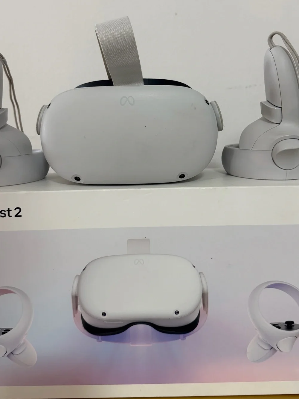Quest 2 VR Headset - White 128 GB